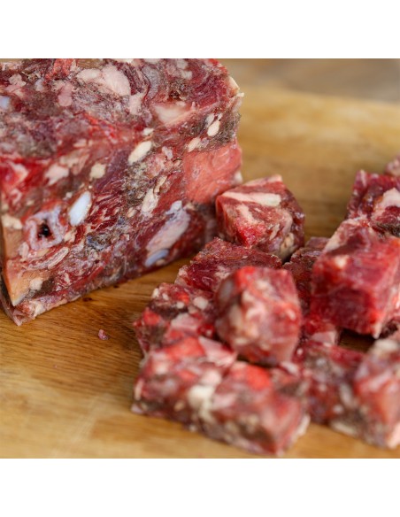 Fresh frozen food for dogs, BEEF with tripe, ground, 500 g